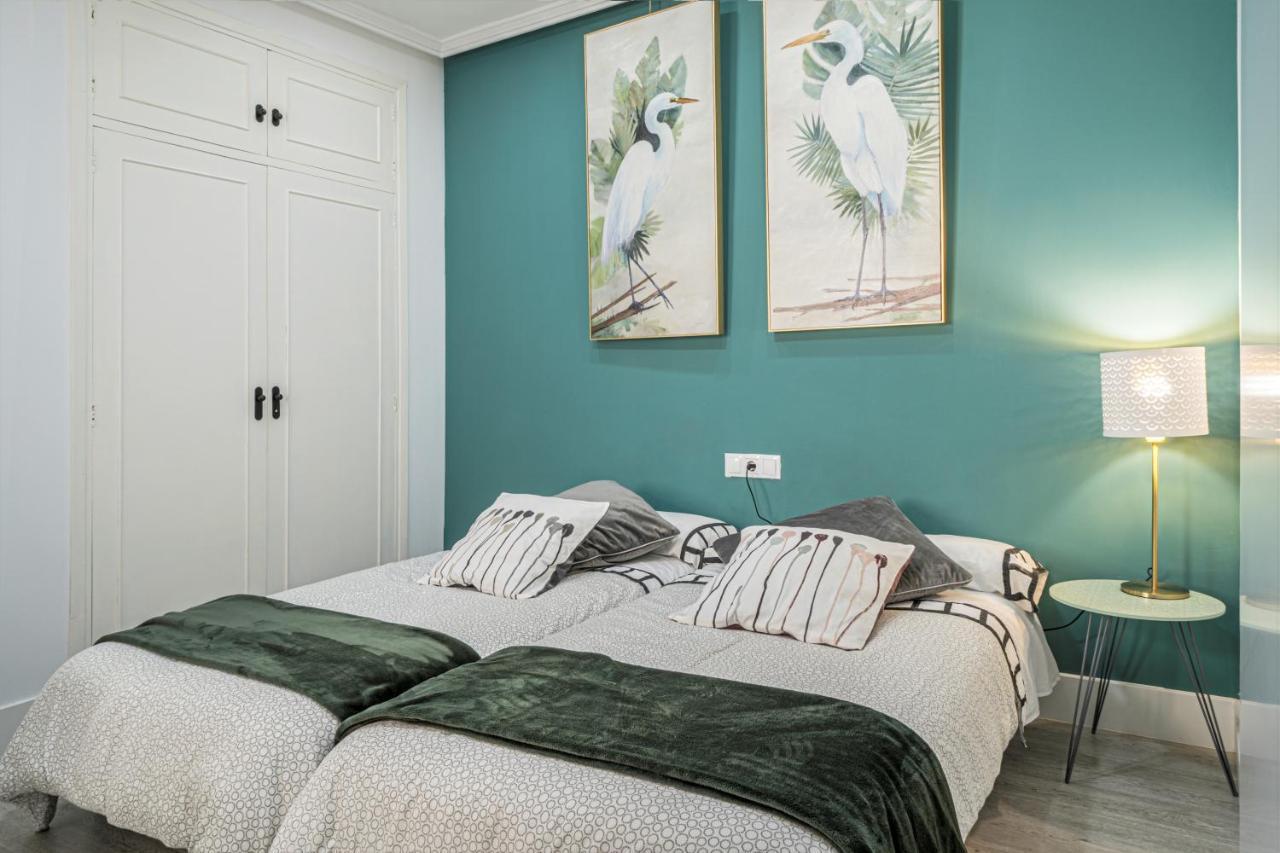 Deluxe Rue Boheme Apartment Пласенсия Екстериор снимка