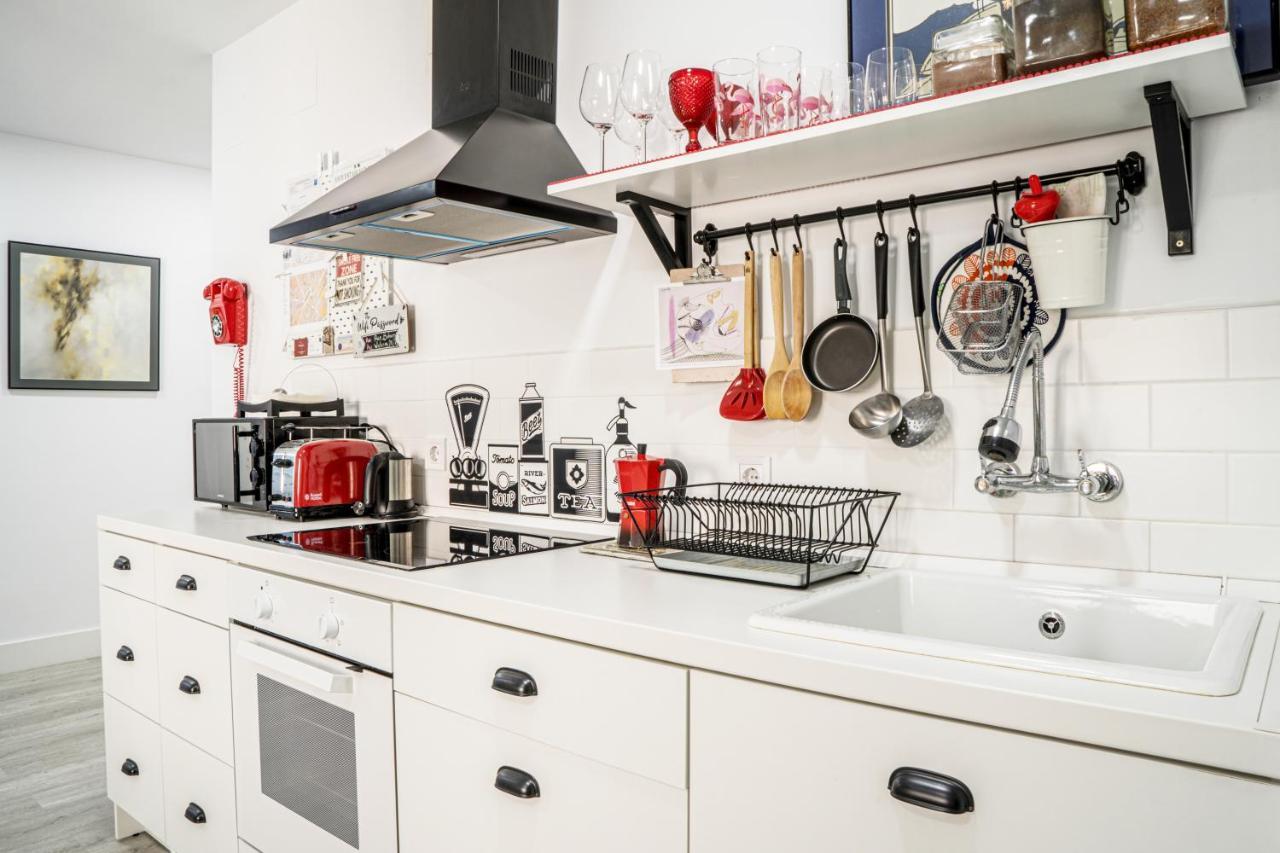 Deluxe Rue Boheme Apartment Пласенсия Екстериор снимка