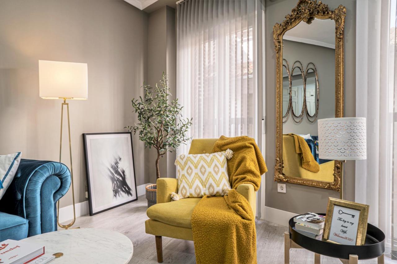 Deluxe Rue Boheme Apartment Пласенсия Екстериор снимка